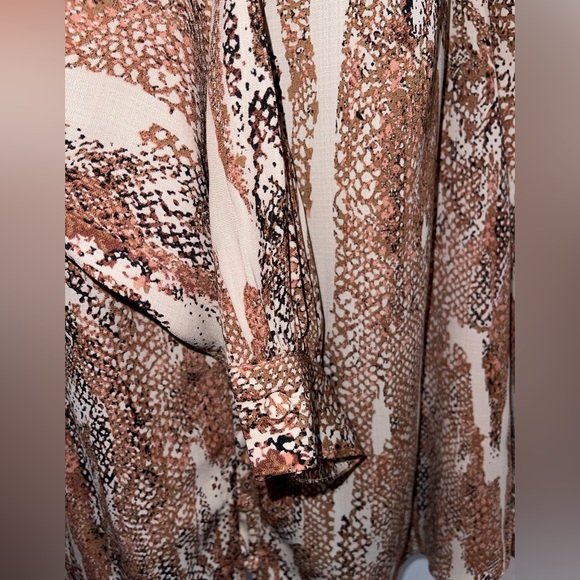 Nine West Snake Print Blouse Button Down - Size Small - Picture 3 of 6